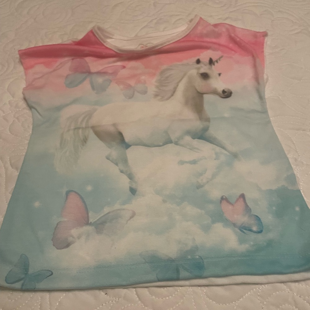 Unicorn Girls Size 4t Shirt